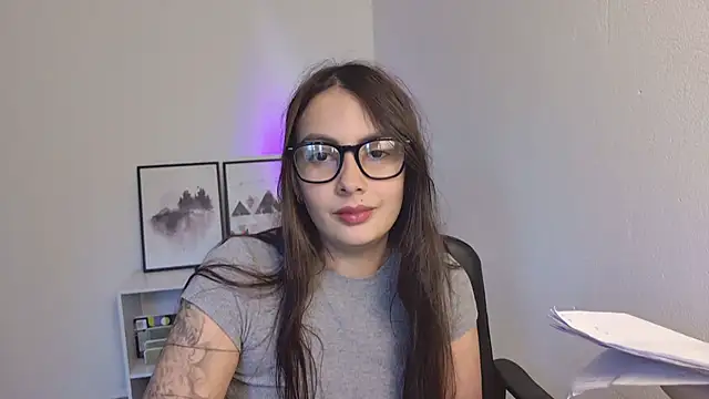 Snapshot of lalawhitte chatting on 16, 7, 2026 lalawhitte online show from 16, 7, 2026