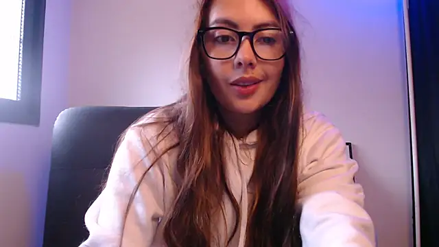 lalawhitte online show from 23, 4, 2026