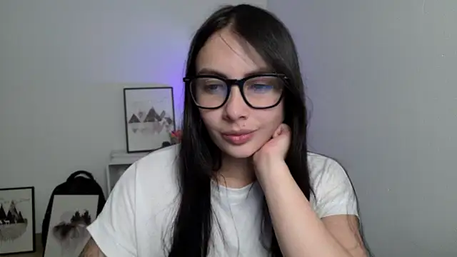 Snapshot of lalawhitte chatting on 22, 7, 2026 lalawhitte online show from 22, 7, 2026