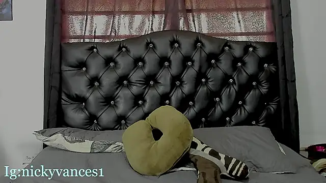 Snapshot of nicky_vances chatting on 10, 3, 2026 nicky vances online show from 10, 3, 2026