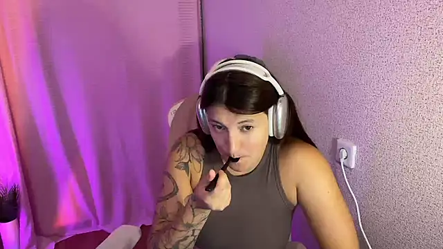 Katrin  kiss online show from 16, 10, 2025