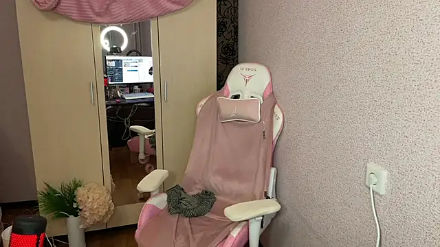 Katrin  kiss online show from 23, 11, 2025