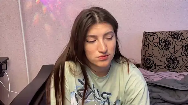 Snapshot of Katrin__kiss chatting on 2, 6, 2026 Katrin kiss online show from 2, 6, 2026
