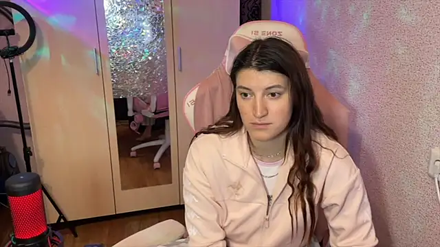 Katrin  kiss online show from 5, 2, 2026