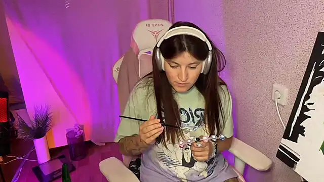 Katrin  kiss online show from 24, 10, 2025