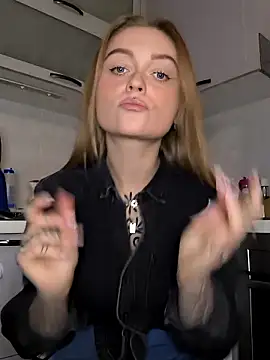 Goldloeckchen159 online show from 11, 1, 2026