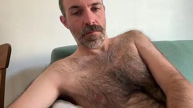 Snapshot of Brianjonest chatting on 7, 8, 2026 Brianjonest online show from 7, 8, 2026