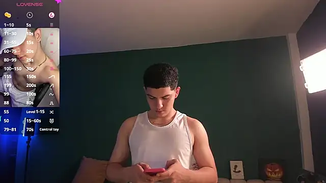 Snapshot of Brat_ chatting on 22, 2, 2025 Brat online show from 22, 2, 2025