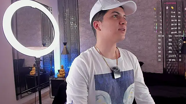 Brat  online show from 13, 11, 2025