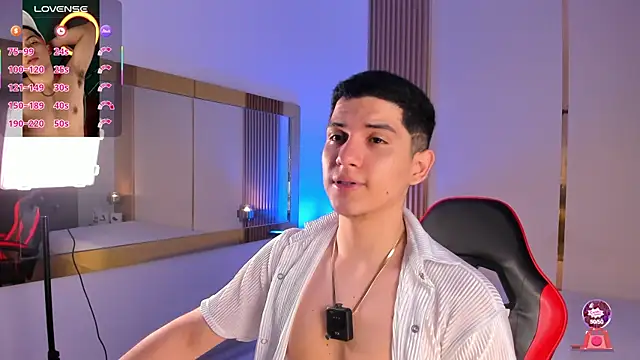 Snapshot of Brat_ chatting on 22, 10, 2025 Brat online show from 22, 10, 2025