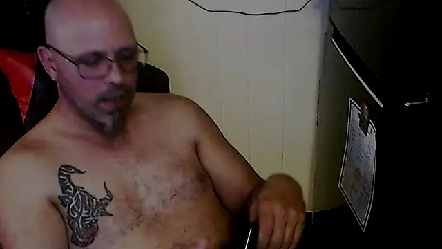 KrazyLegz online show from 19, 10, 2025