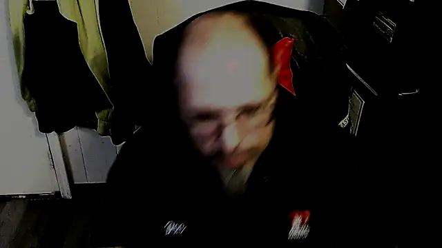 KrazyLegz online show from 24, 11, 2025