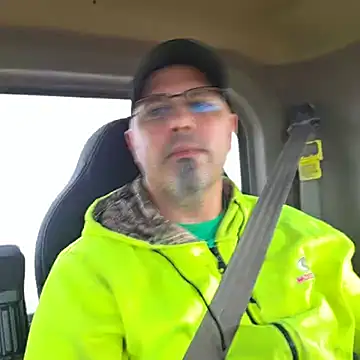 KrazyLegz online show from 25, 10, 2025