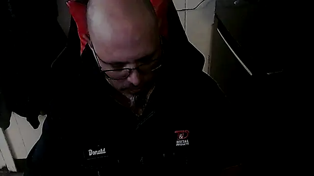 KrazyLegz online show from 9, 10, 2025