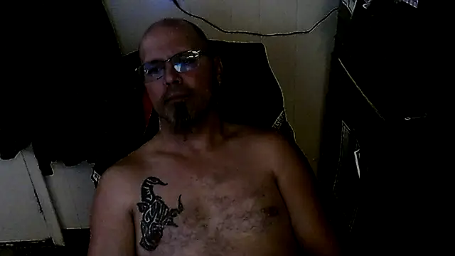 KrazyLegz online show from 26, 10, 2025