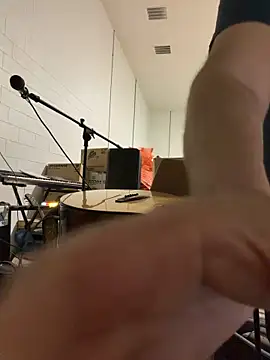 bigJohnson223 online show from 4, 4, 2026