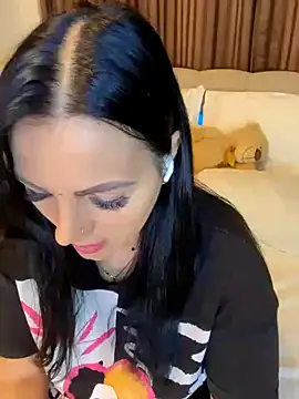 ReiyaRey online show from 13, 5, 2026