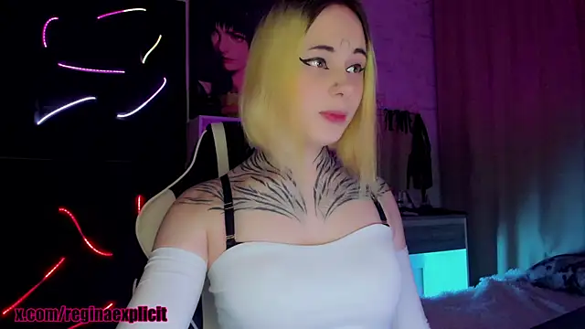 snake  bites online show from 10, 10, 2025