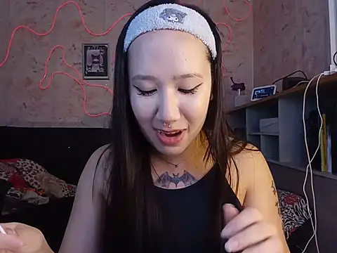 Japabaixinha online show from 11, 6, 2026