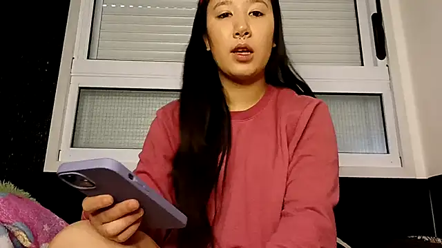 Japabaixinha online show from 10, 10, 2025