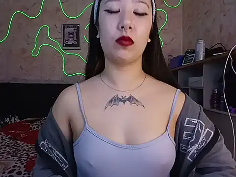 Japabaixinha online show from 10, 7, 2026