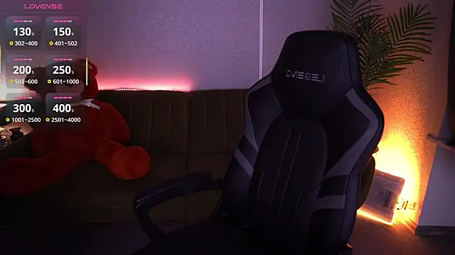 MilaSecrett online show from 19, 12, 2025