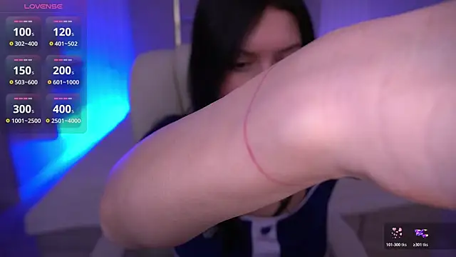 Snapshot of MilaSecrett chatting on 30, 10, 2025 MilaSecrett online show from 30, 10, 2025