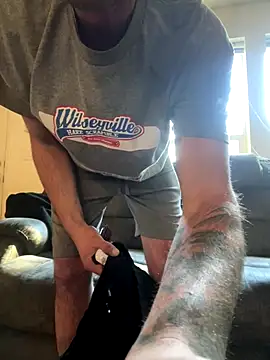 RynoVonHugenDONG online show from 2, 12, 2025