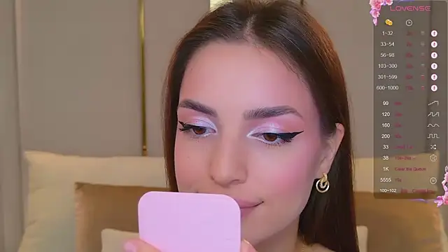 BellaHalles online show from 12, 10, 2025