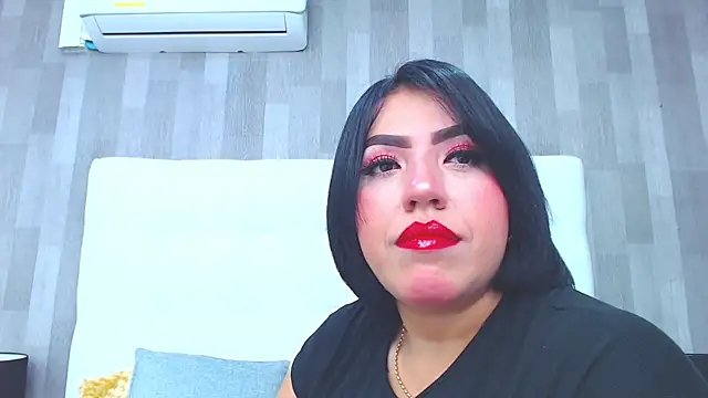 Snapshot of LeahMillerr chatting on 29, 1, 2025 LeahMillerr online show from 29, 1, 2025