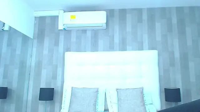 LeahMillerr online show from 29, 11, 2025