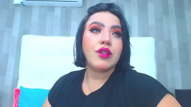 Snapshot of LeahMillerr chatting on 18, 3, 2025 LeahMillerr online show from 18, 3, 2025