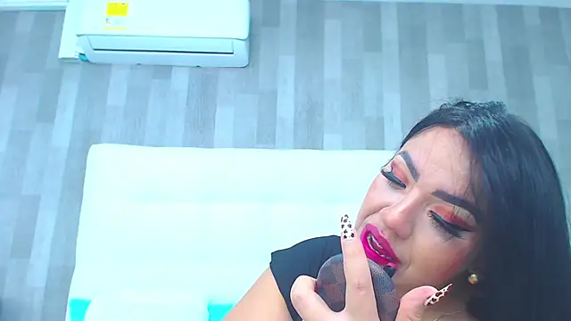 Snapshot of LeahMillerr chatting on 22, 3, 2025 LeahMillerr online show from 22, 3, 2025