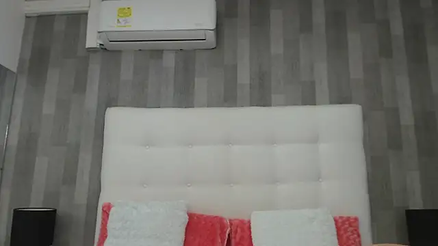 Snapshot of LeahMillerr chatting on 17, 3, 2025 LeahMillerr online show from 17, 3, 2025