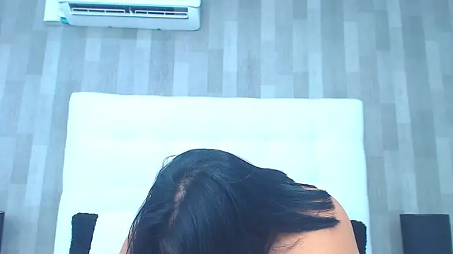 Snapshot of LeahMillerr chatting on 14, 3, 2025 LeahMillerr online show from 14, 3, 2025
