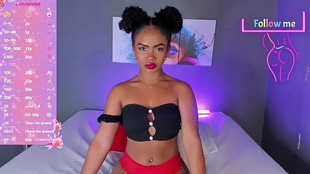 EmmaSmith06 online show from 8, 3, 2025