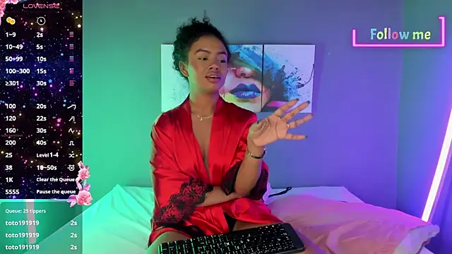 EmmaSmith06 online show from 18, 3, 2025