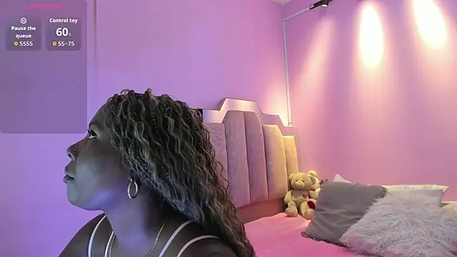 LoveQueen2 online show from 22, 12, 2025