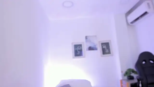 emelie 89 online show from 8, 10, 2025