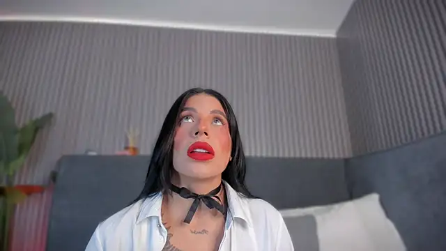 emelie 89 online show from 12, 6, 2026
