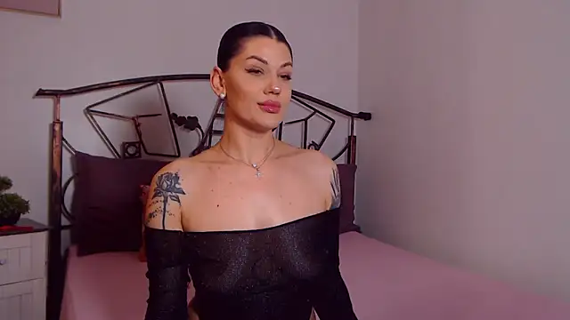 YvonneEverlee online show from 22, 4, 2026