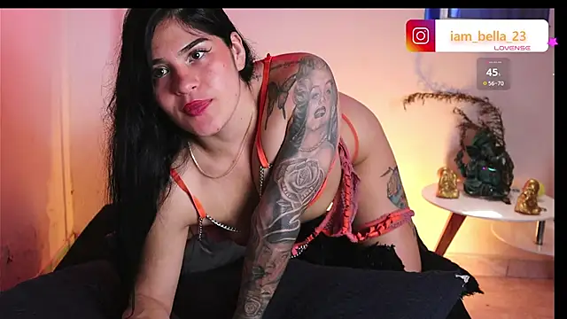 yourtoybella online show from 4, 11, 2025