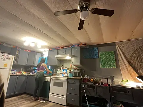 skinwalkingzombie online show from 29, 1, 2025