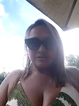 Snapshot of Afroditecash chatting on 15, 10, 2025 Afroditecash online show from 15, 10, 2025