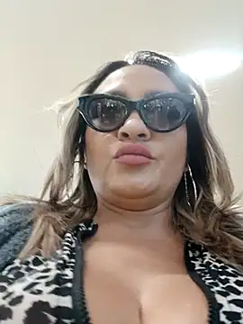 Snapshot of Afroditecash chatting on 29, 10, 2025 Afroditecash online show from 29, 10, 2025