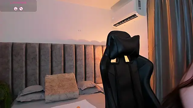 SamanthaSmithx online show from 29, 11, 2025