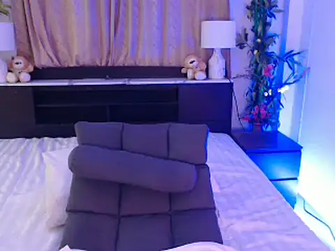 Yaziya LV online show from 14, 3, 2025