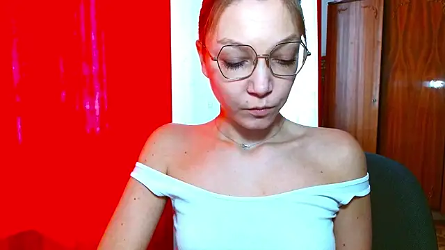 EmillyPlay online show from 11, 1, 2026