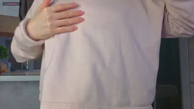 DonnaBurkee online show from 10, 4, 2026