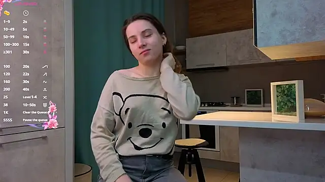 DonnaBurkee online show from 4, 12, 2025